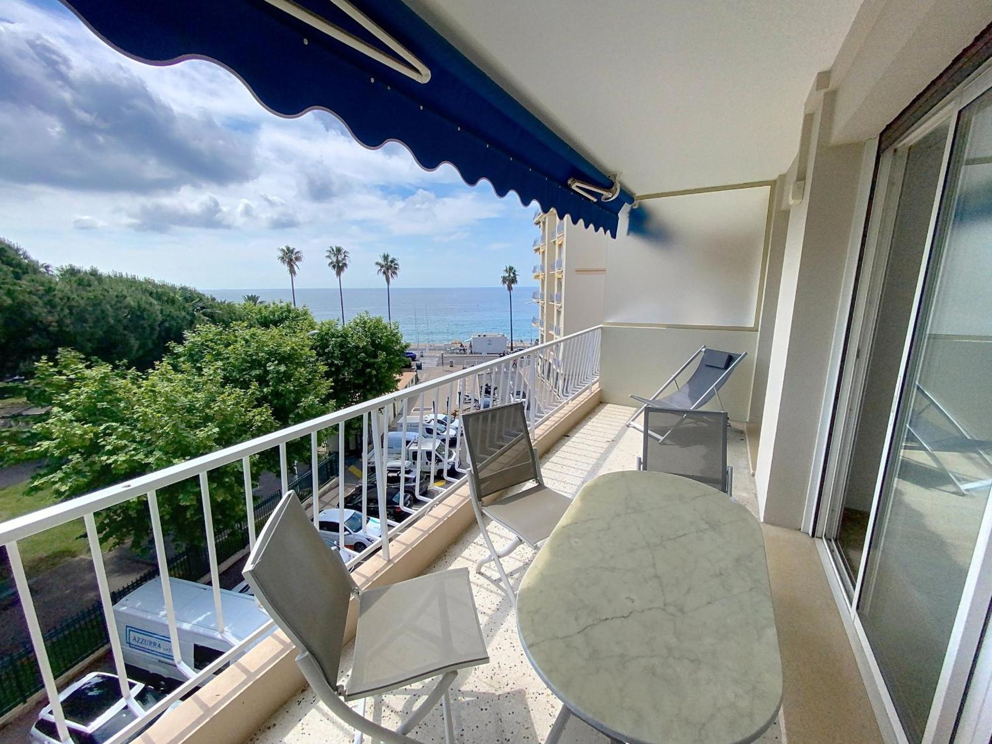 Appartement A Deux Pas Des Plages Terrasse Vue 11l *