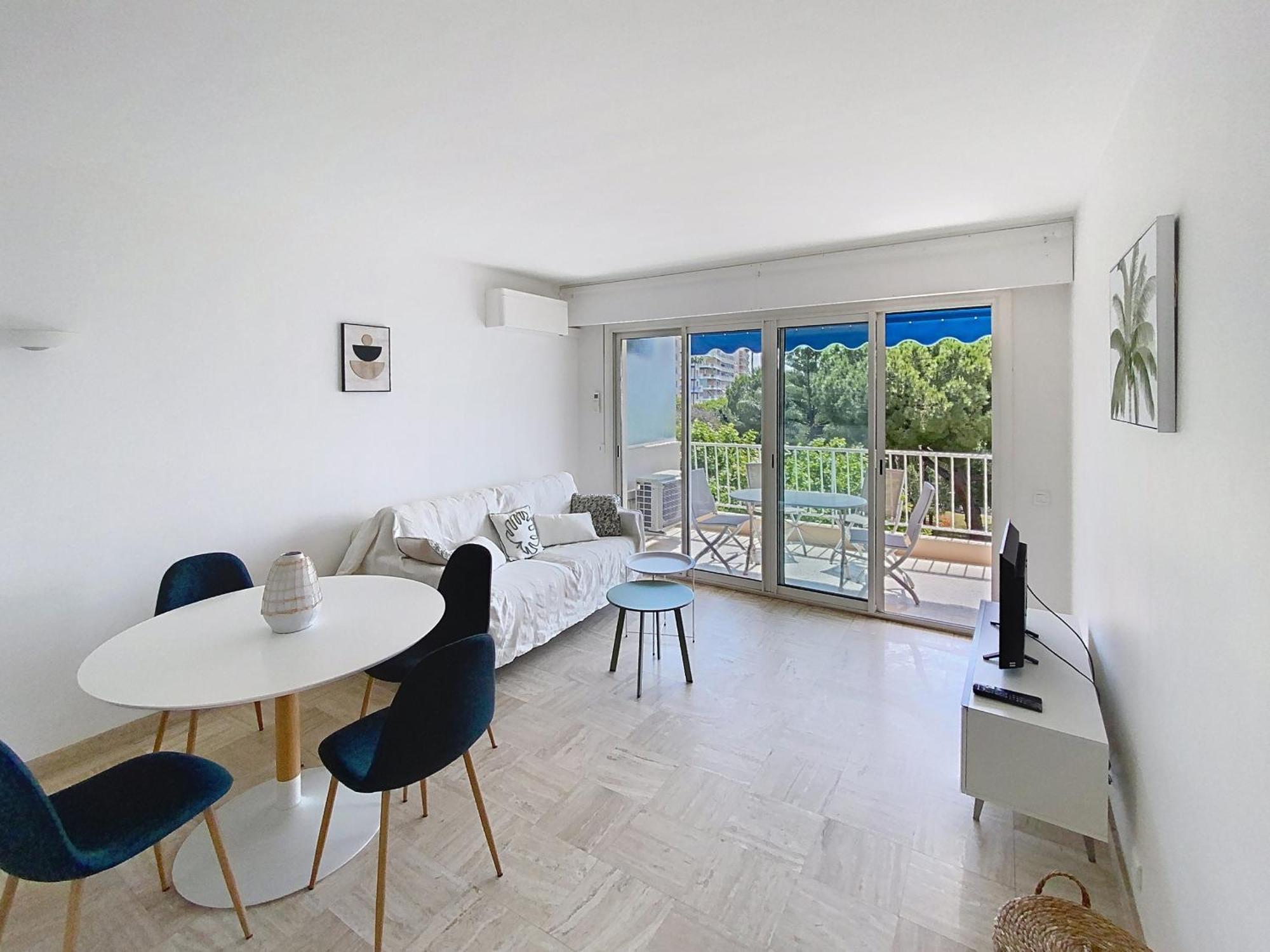 Apartment A Deux Pas Des Plages Terrasse Vue 11l Cannes